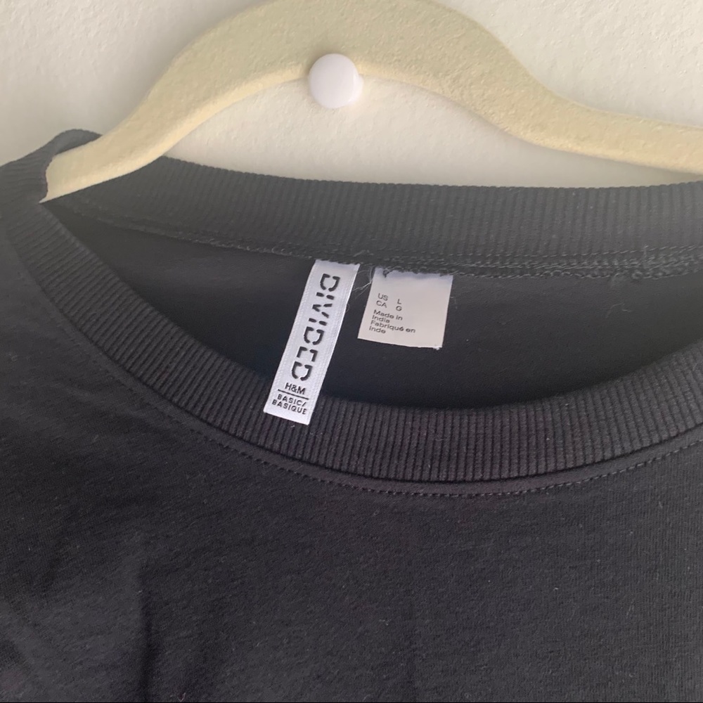 H&M basic tee - Picture 2 of 5